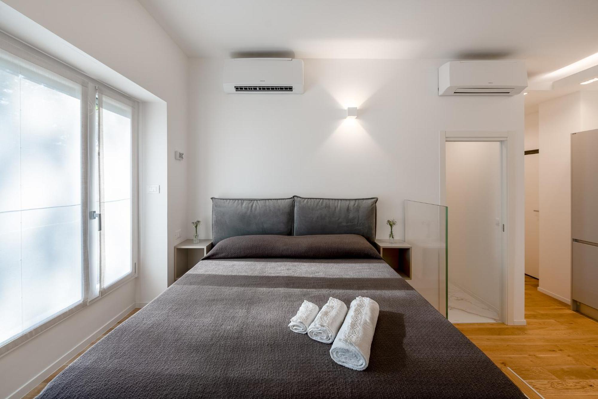Appartamento In Centro Vista Parco - Biancospino Apartments Милан Экстерьер фото